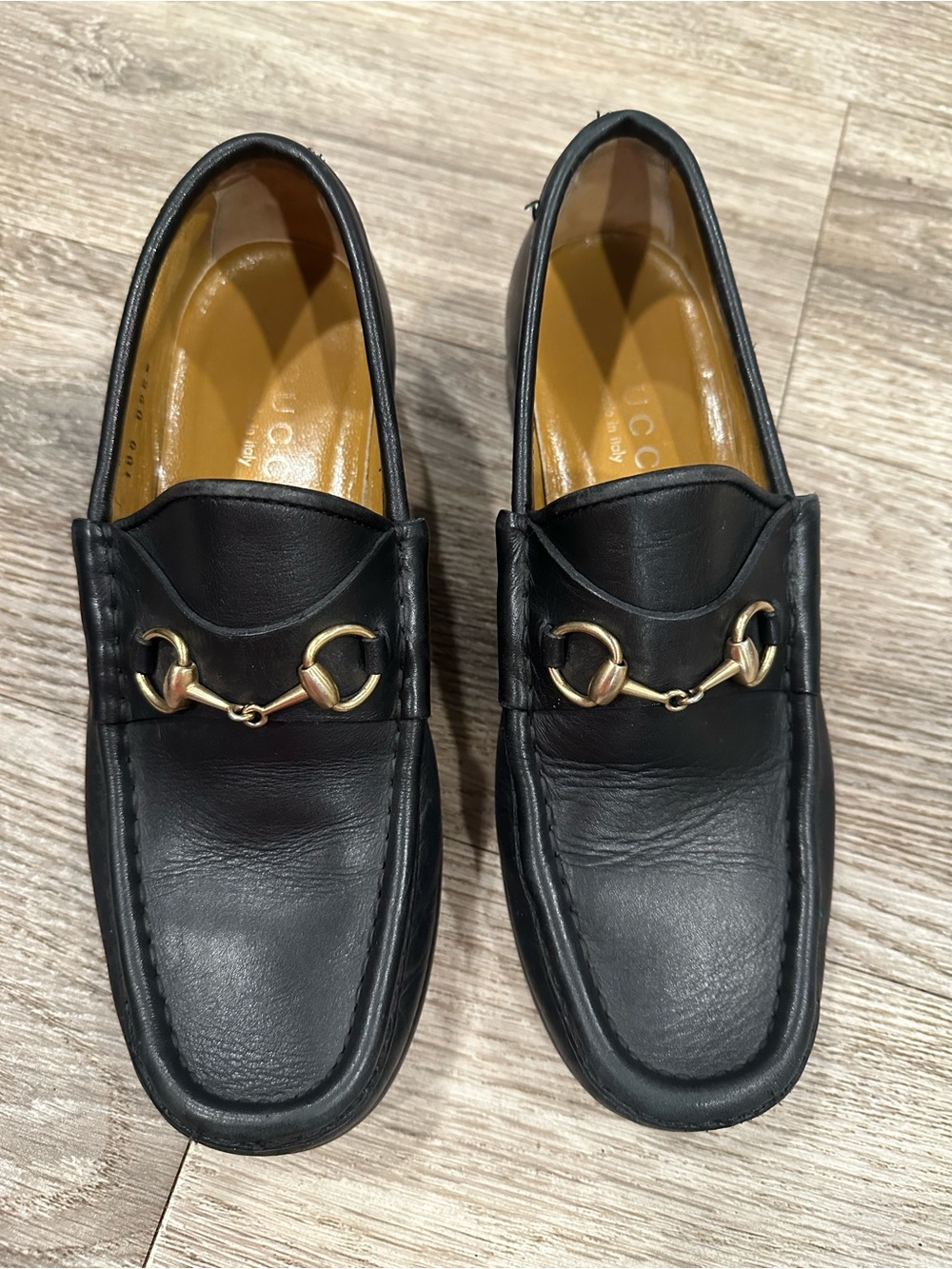 Gucci Black Leather Horsebit Slip-On Loafers